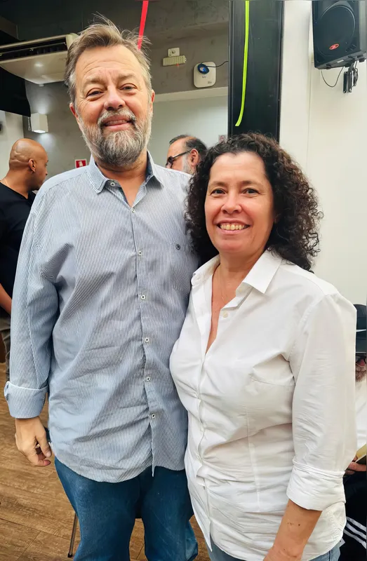 O casal de jornalistas Luciano Bitencourt e Jackeline Seglin