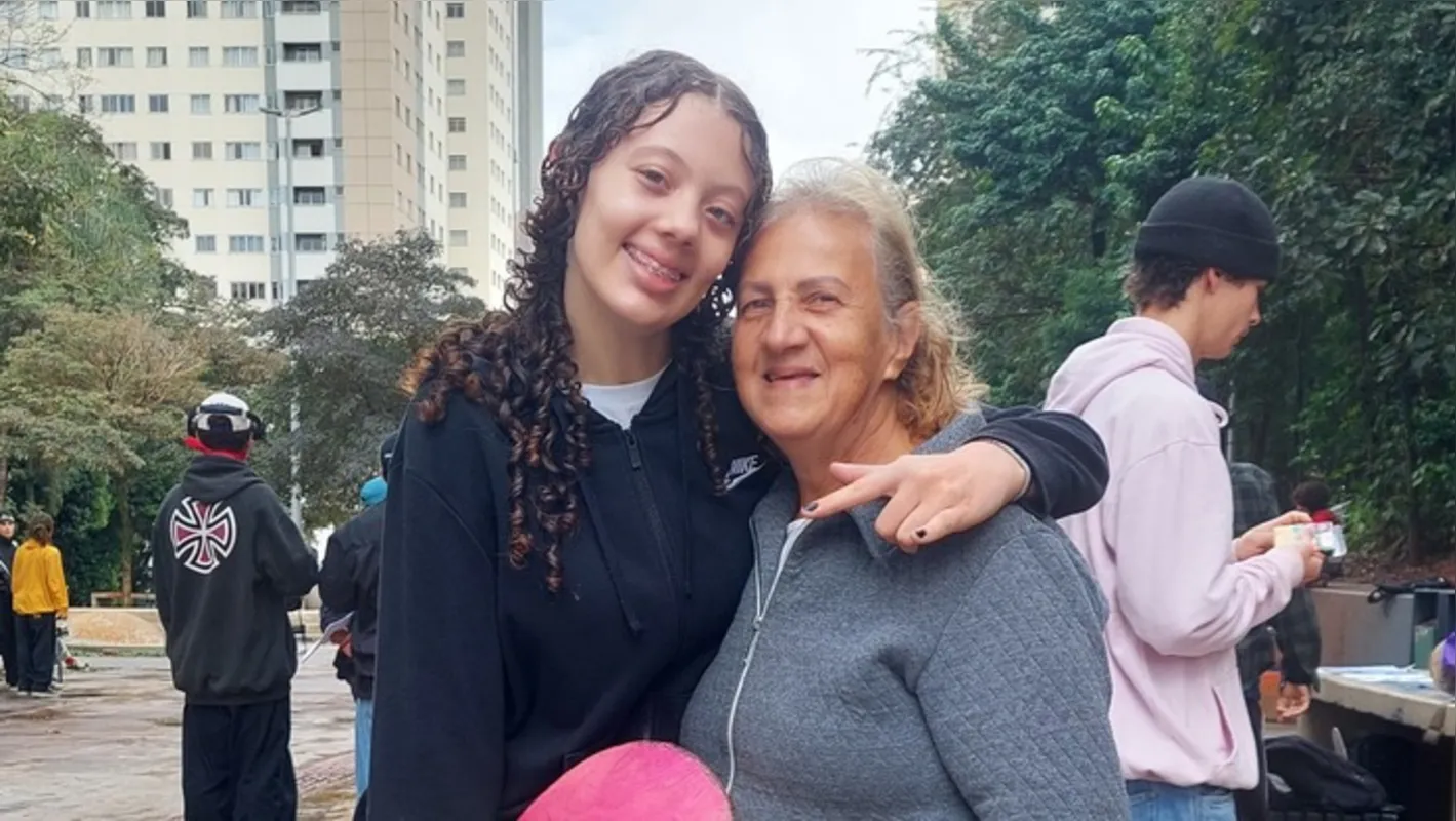 Isabelly Liner está sempre acompanhada da avó Geni Ferreira: "O skate é mais do que um esporte"