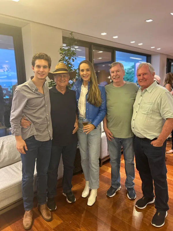 Luly com Lorenzo Barbero Turquino, Luiz Turquino, Oswaldo Pitol e Ivo Vicentini