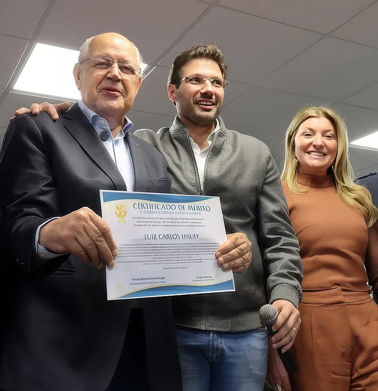 Imagem ilustrativa da imagem Tomaram posse os novos presidentes dos Rotary Club de Londrina
