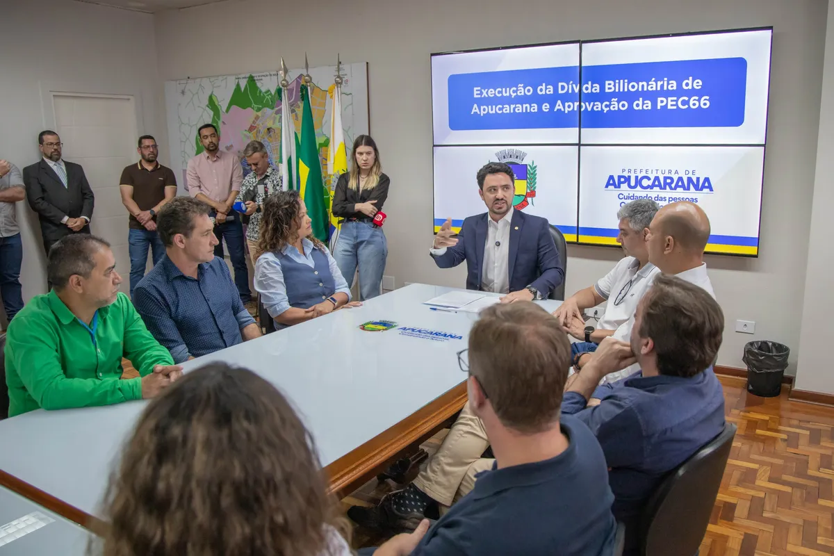 Imagem ilustrativa da imagem União vai executar dívida de R$ 1,3 bi da Prefeitura de Apucarana