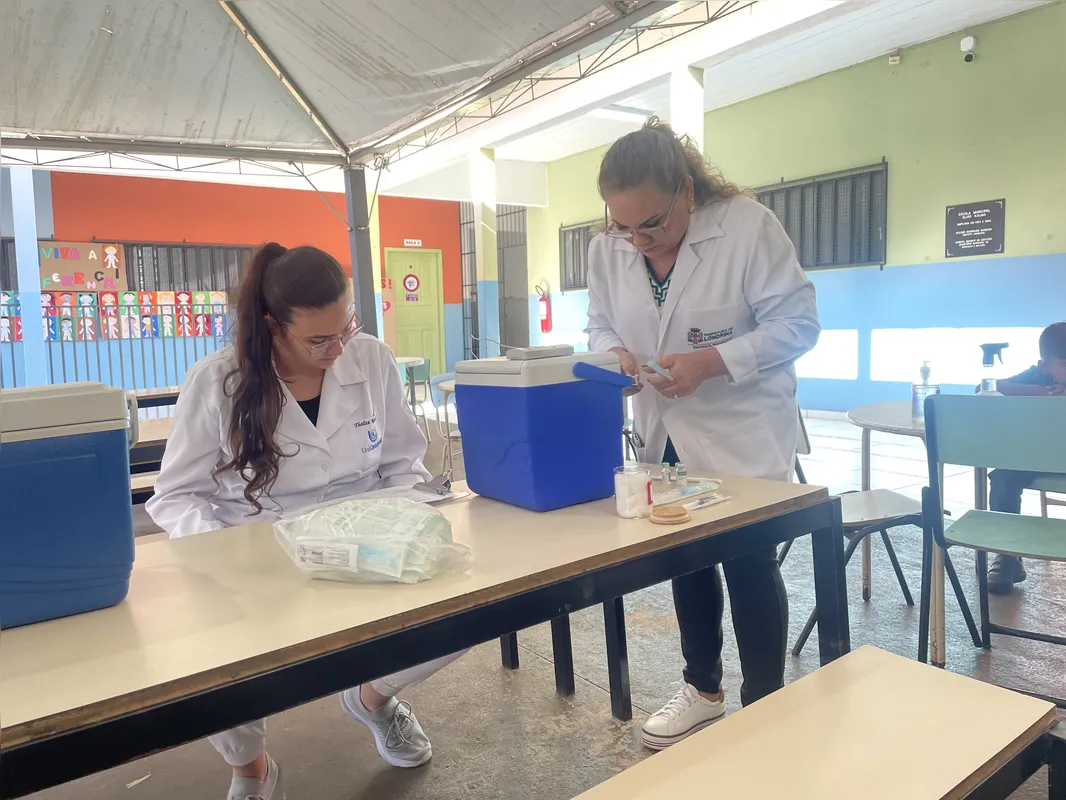 Imagem ilustrativa da imagem Vacinação nas escolas começa na zona norte de Londrina