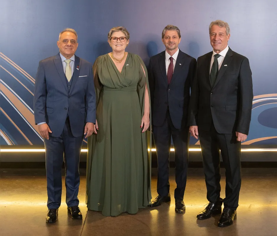 Angelo Pamplona (ex-presidente), Vera Antunes (presidente), Rodrigo Geara (superintendente) e Gerson Guariente (vice-presidente).