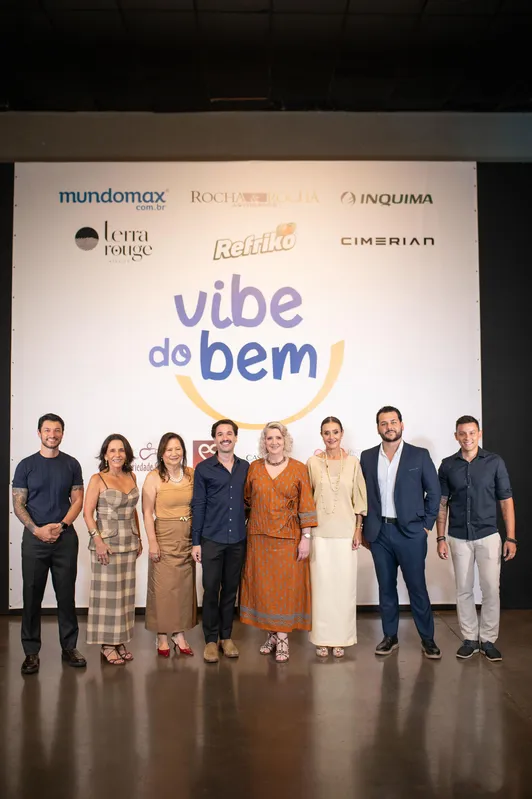 Silvio Prado, Flávia Batistela, Nilda Hayama, Lucca Chineze, Claudia Monteiro, Carol Fonseca, Rafael Pasqualinotti e André Itimura
