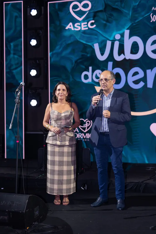 Flávia Batistella e Pedro Leal