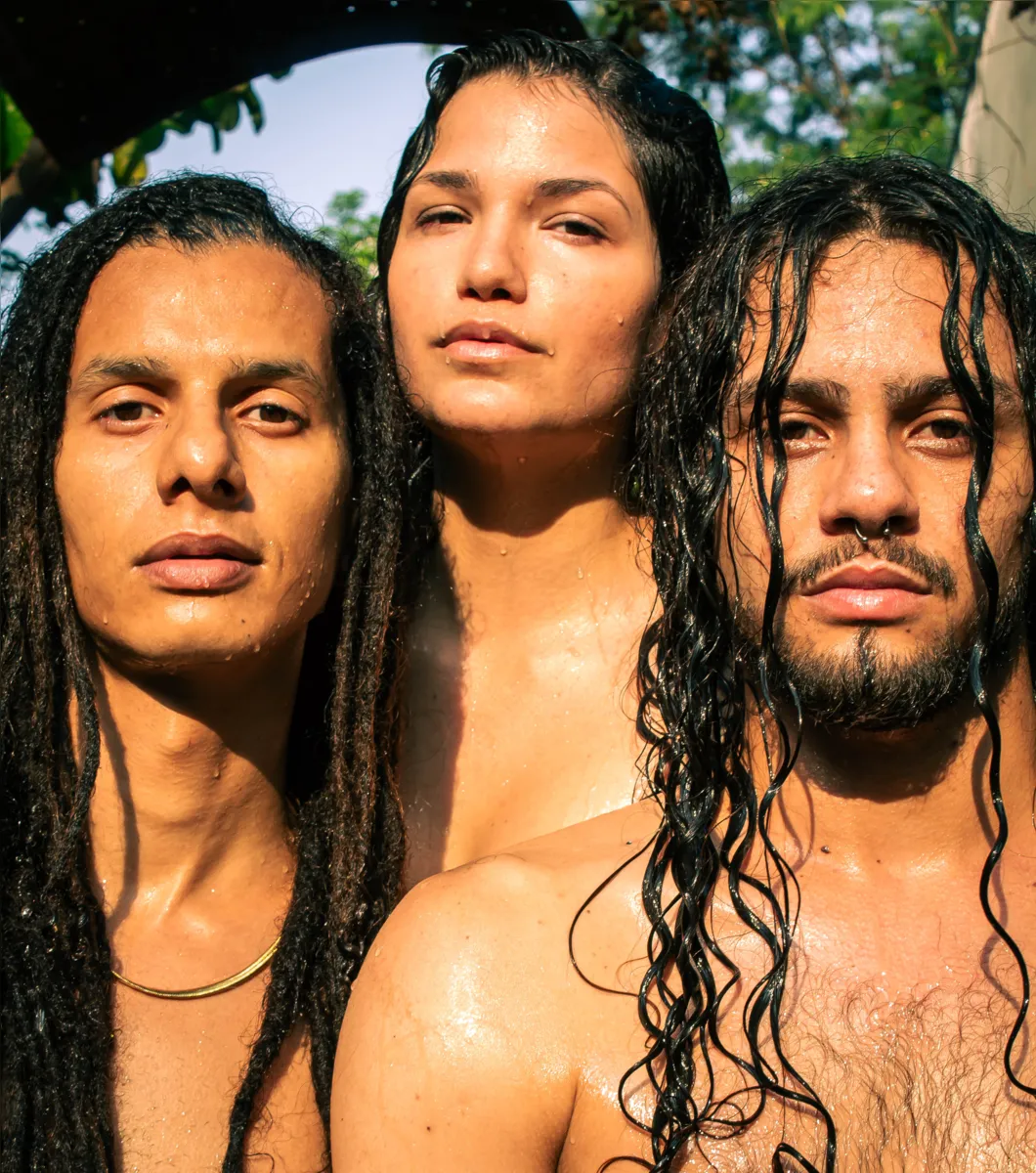 Maracajá: trio londrinense que une MPB, eletrônica e performance cênica cria uma experiência sensorial e política