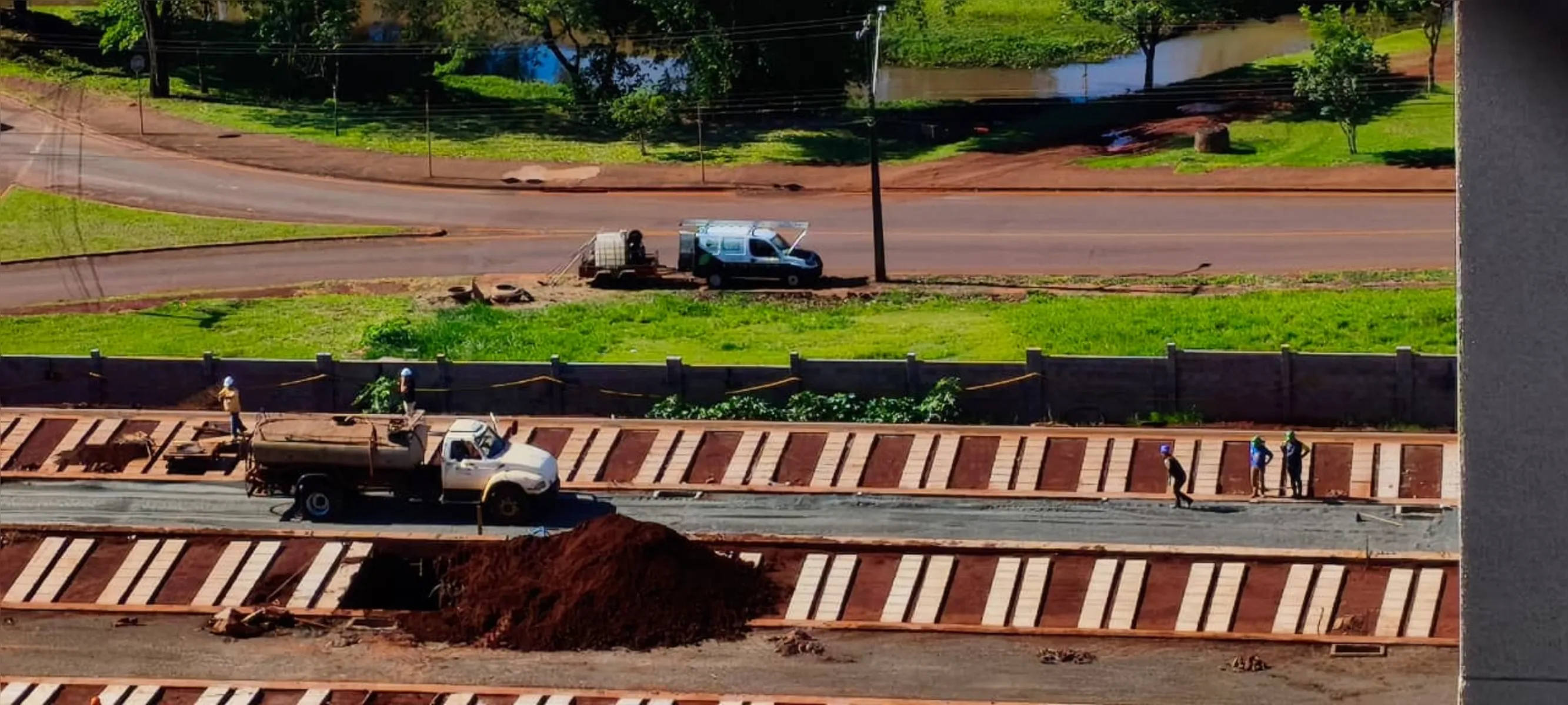 Construtora responsável pelo empreendimento na zona norte fiscaliza o despejo ilegal de esgoto