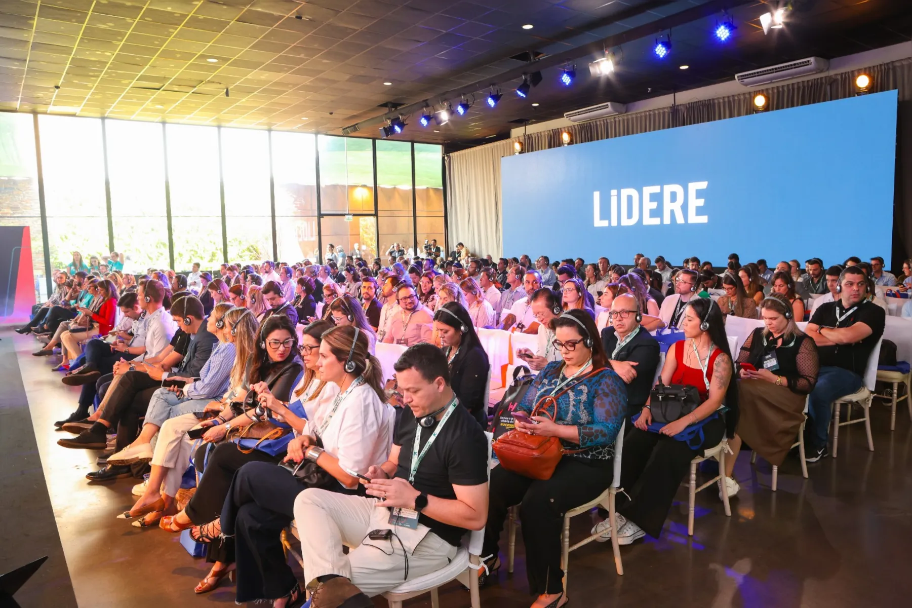 Imagem ilustrativa da imagem LiDERE+ 2025 traz debates sobre gestão e inovação a Londrina