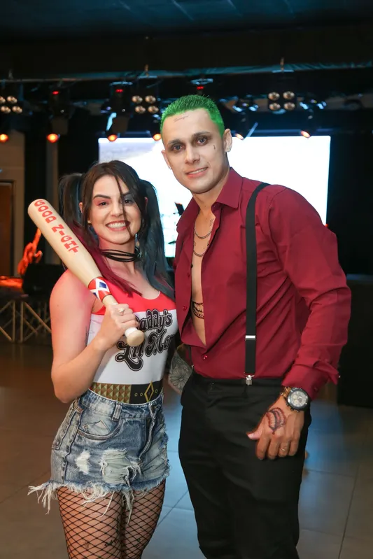 Aline Martins e Victor Hugo Pereira