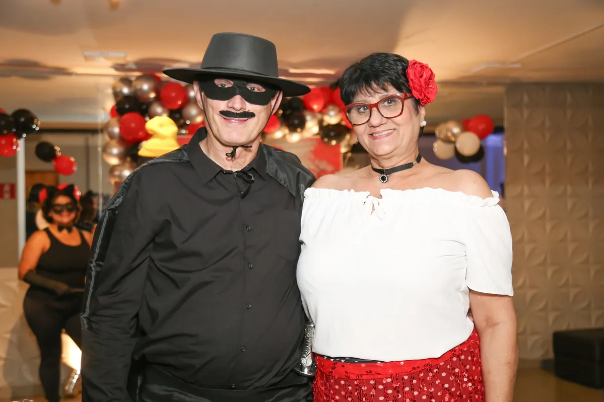 Roberval Vigiano e Cathary Sanchez