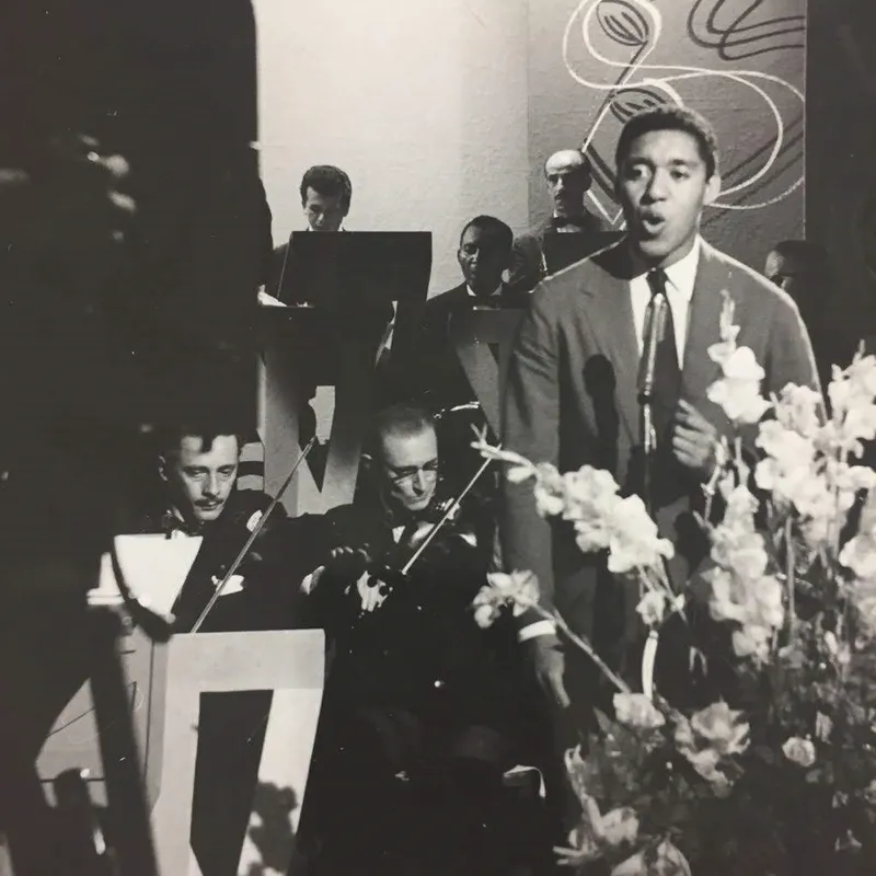 O documentário "Agostinho" faz um resgate histórico de uma das vozes mais marcantes do País, entre os anos 50 e 60