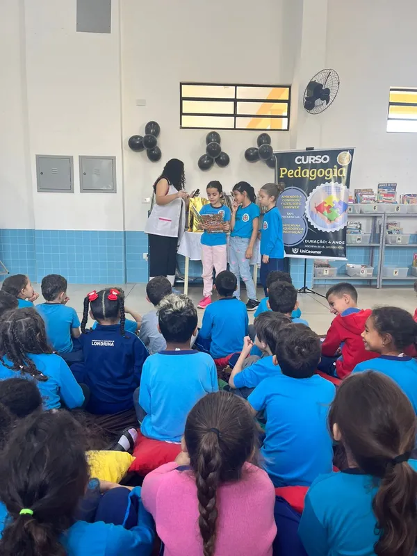 O "Jornal Incrível" é feito por alunos do 2º ano B sob a orientação da professora Jackeline dos Santos Bataglia e acompanhamento e da orientadora Natália Alvez Sampaio