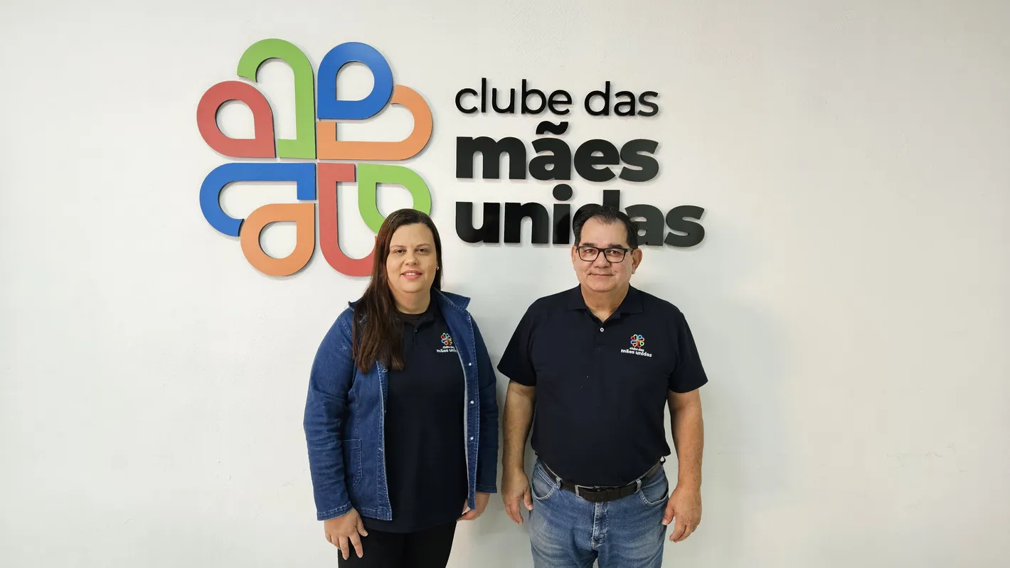 Carlos Alberto Silva, voluntário, e Danielle Rodrigues, assistente social: vidas transformadas