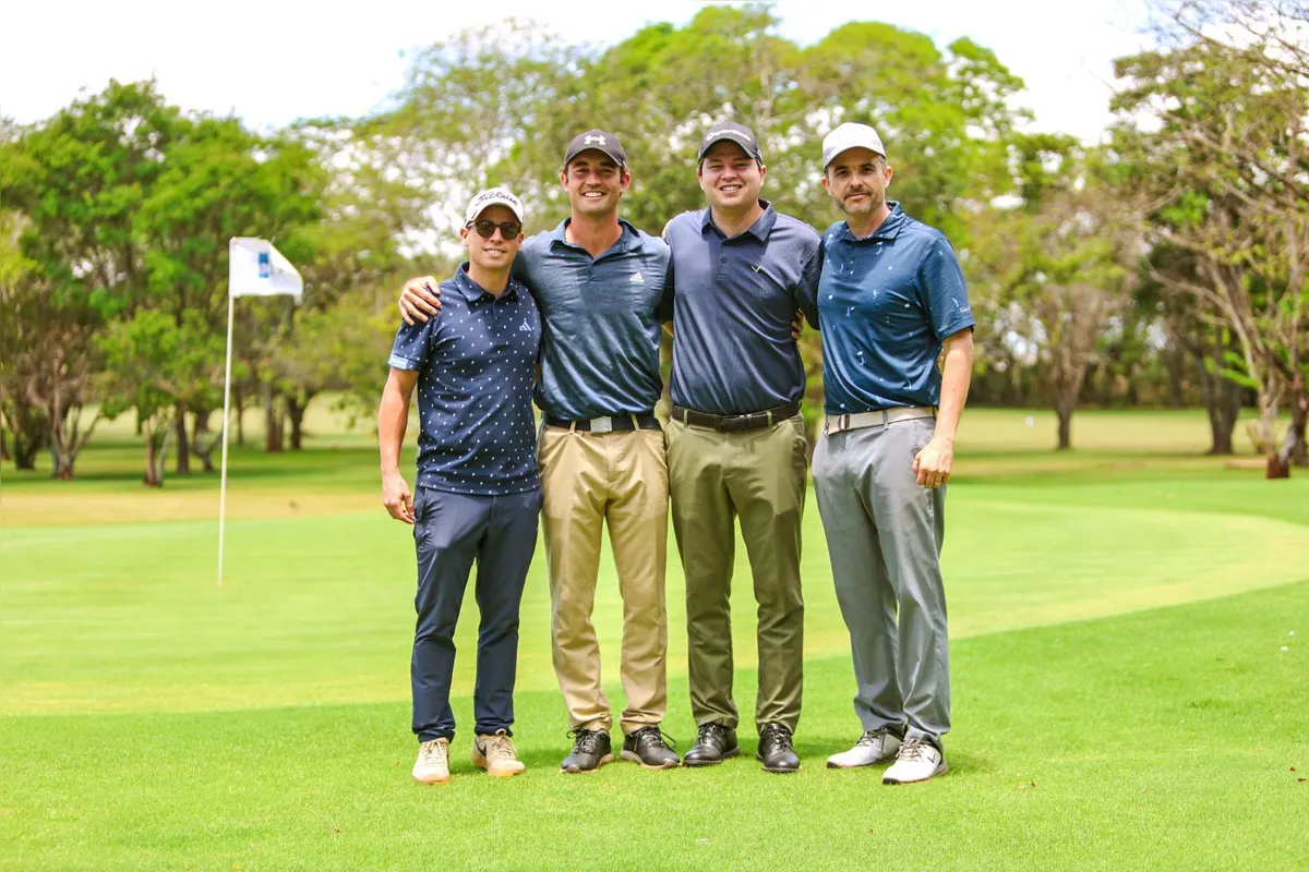 Dr. Victor Simoni Marques, João Felipe N. Poli, Dr. Marcos Menezes Prochet Filho e Dr. Gabriel Bertin de Almeida