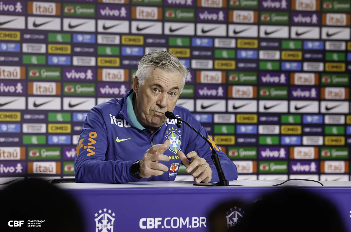 "Muitos desses jogadores certamente estarão na Copa do Mundo, mas precisamos considerar também as lesões que tivemos nos últimos dias. É uma chance para todos", disse Ancelotti