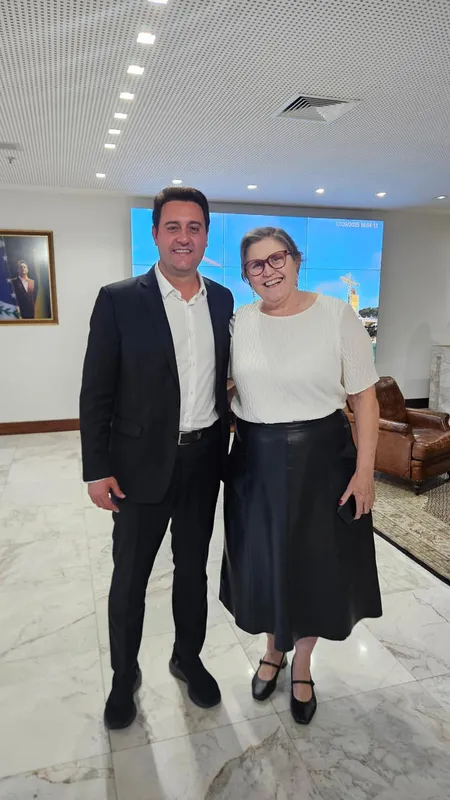 Ratinho Jr. e Vera Antunes