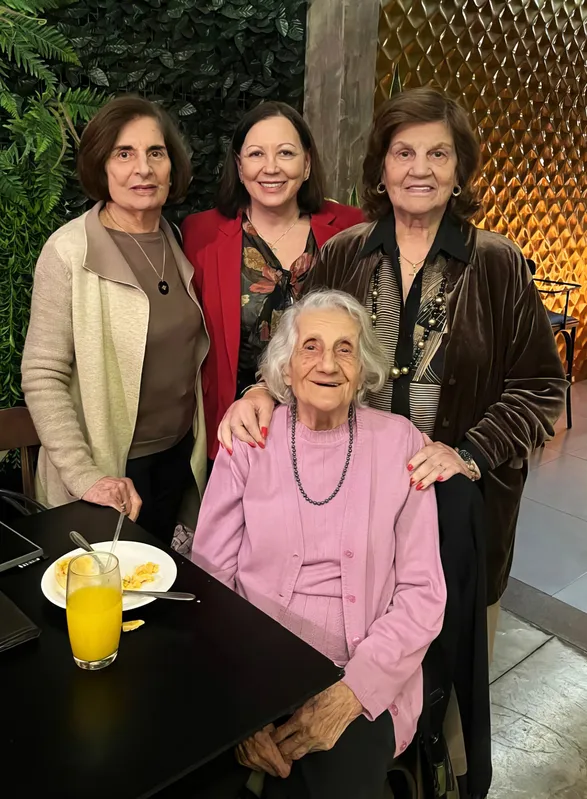 Maria Aparecida Libos, Leonice El Kadri, Jandira Daher e Helene Ayoub