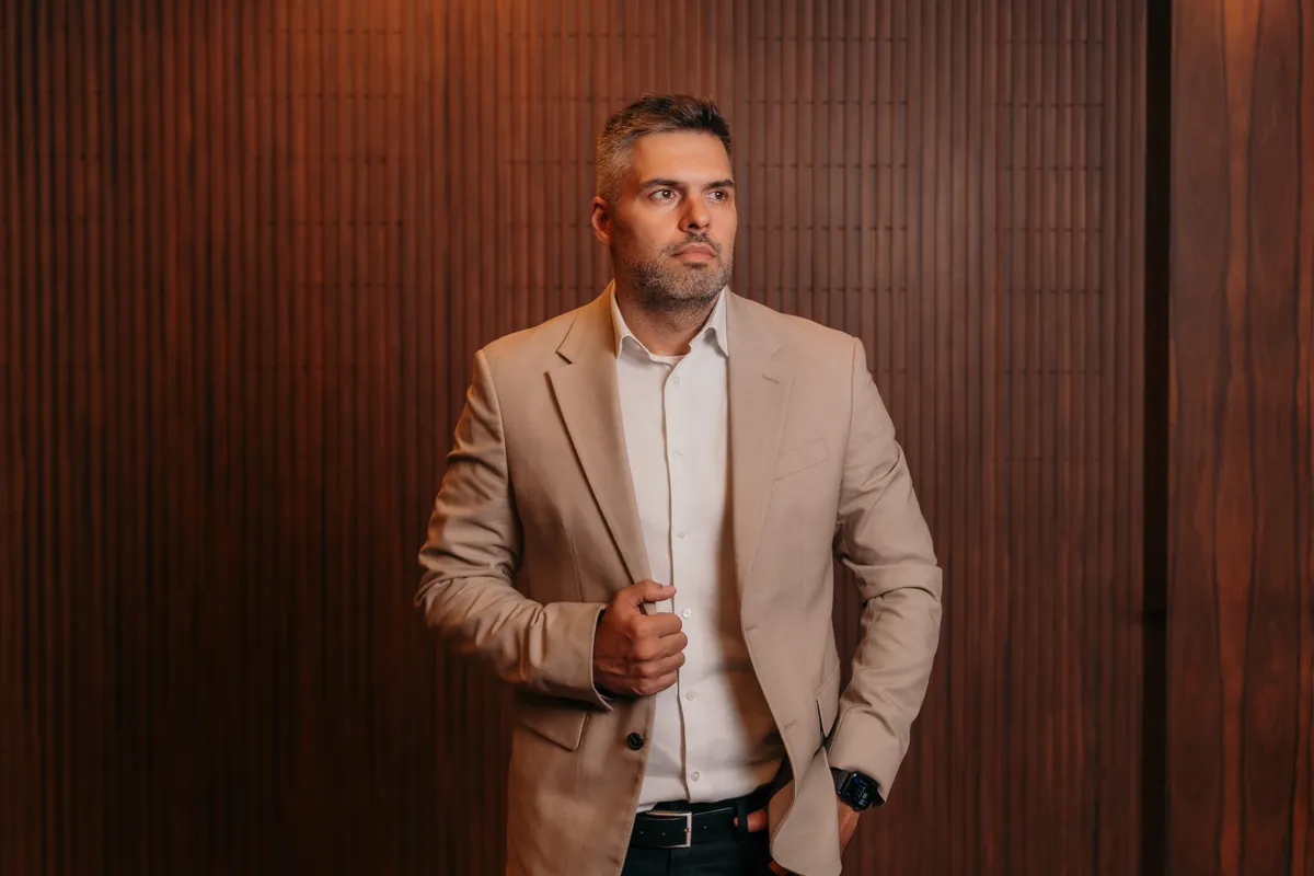 “A aposentadoria do futuro não será dada, será construída", diz Rodrigo Fagundes, especialista em direito previdenciário