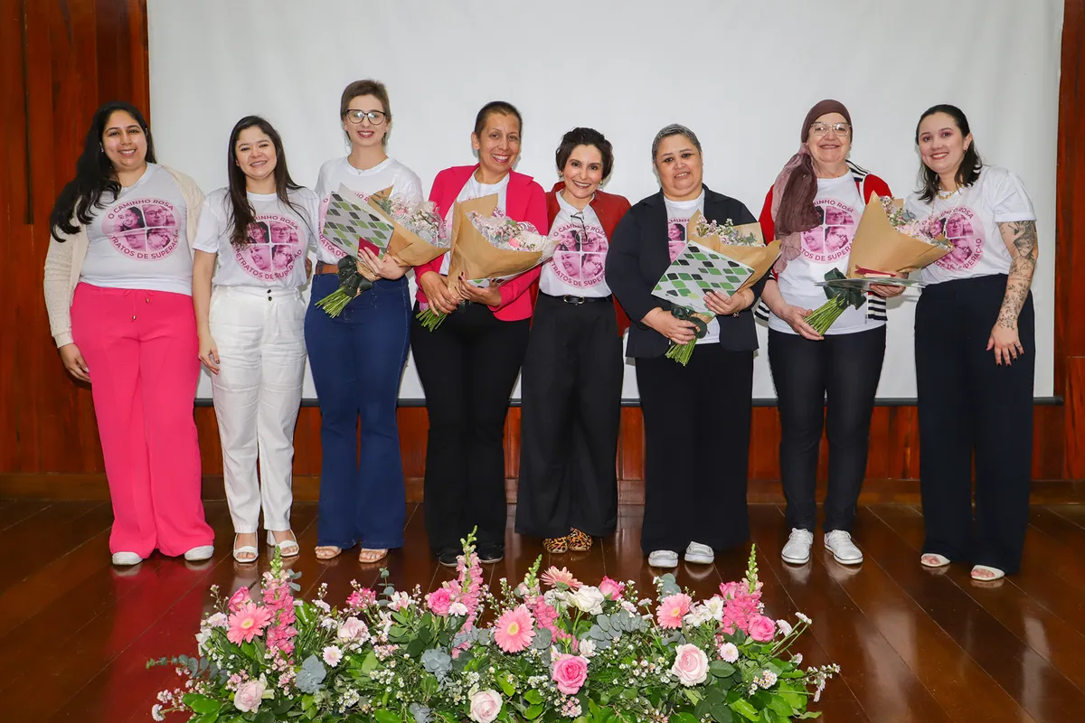 Imagem ilustrativa da imagem Exposição retrata vida de mulheres em tratamento contra o câncer de mama
