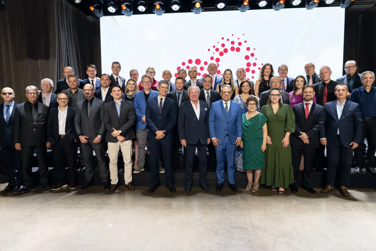 Membros e ex-presidentes do Fórum Desenvolve Londrina