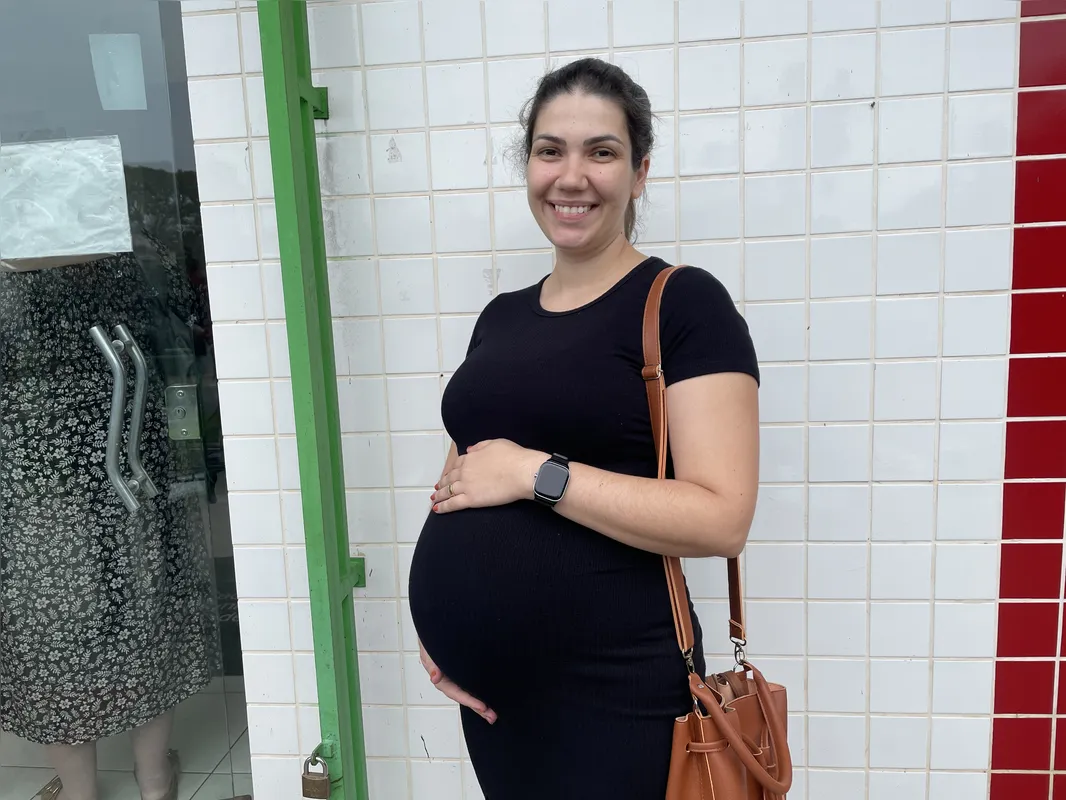 Aline Ziani ligava todos os dias para a UBS para perguntar sobre a vacina: "Eu fico muito feliz que o SUS tenha conseguido essa vacina para muitas mamães"