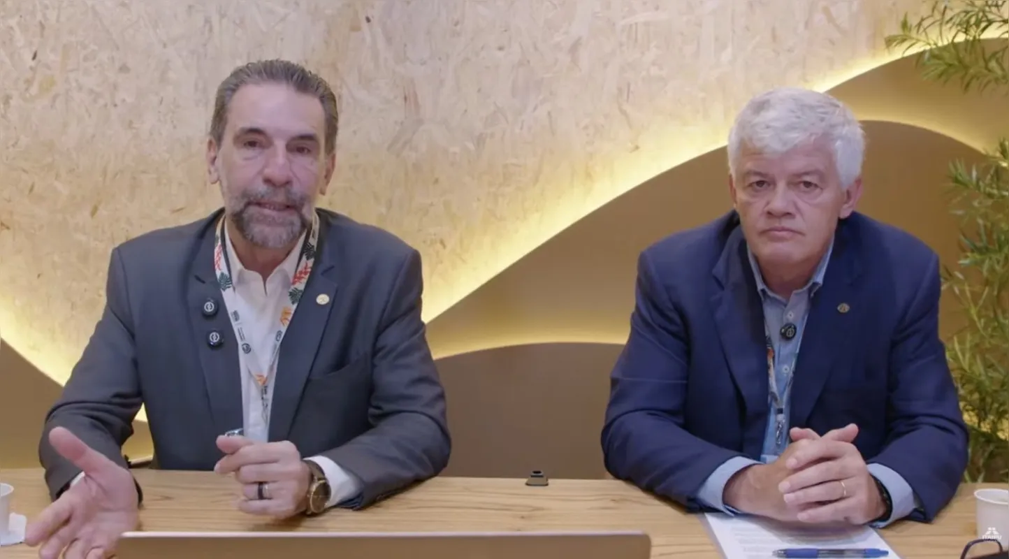 Enio Verri e Carlos Carboni, diretores da Itaipu, no lançamento do edital
