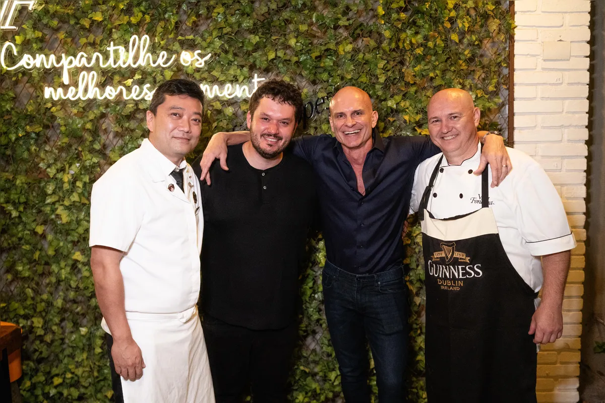Os chefs Eiji Kikuchi, Adolfo Altvater, Valter Borsai e Carlinhos Grade