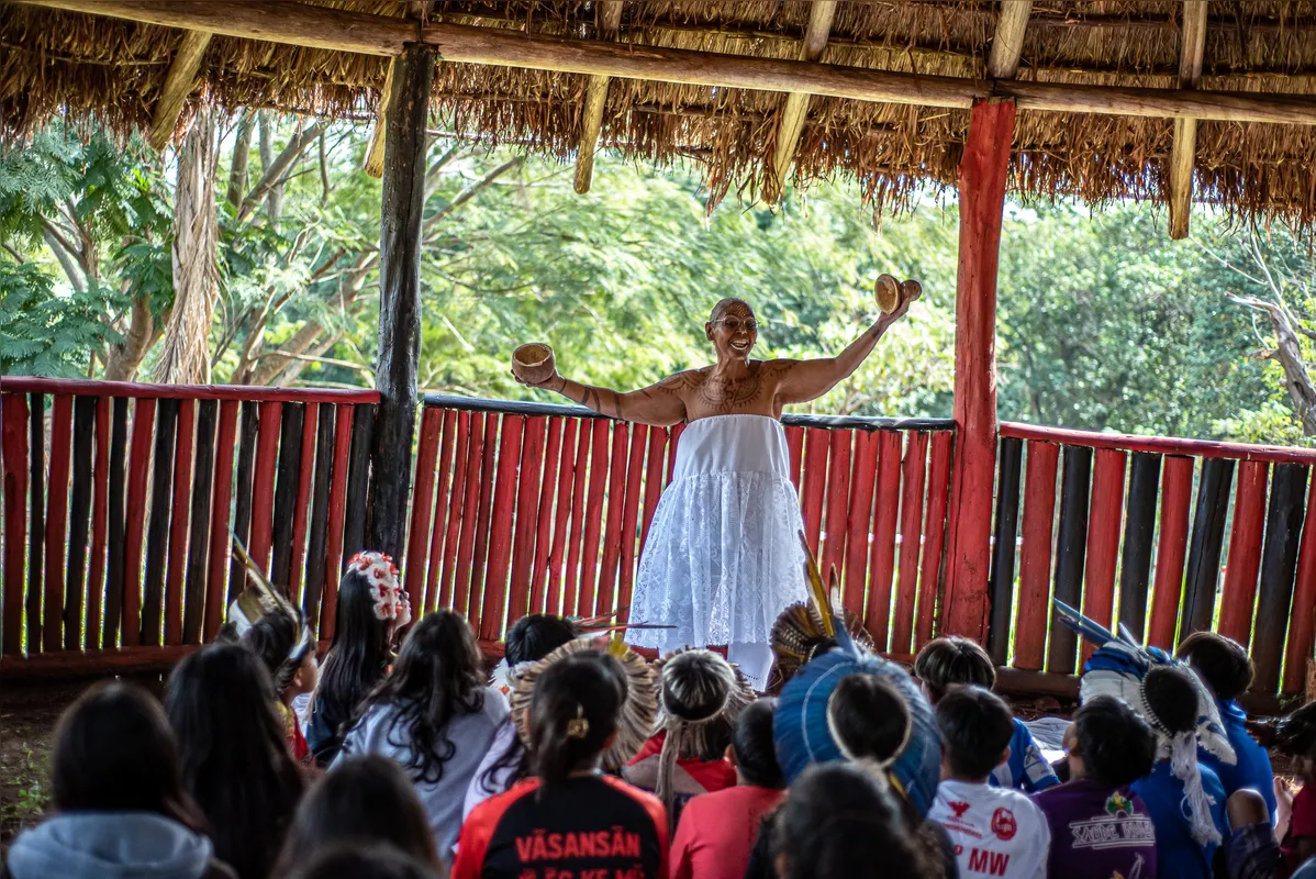 Edna Aguiar leva "Preta do Leite" a assentamentos, territórios indígenas e quilombolas