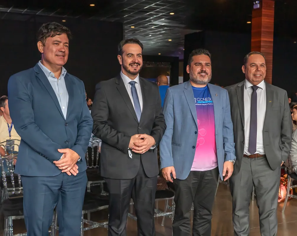 Adriano Subirá (palestrante); Reginaldo Cézar Cardoso (Delegado da Receita Federal ), Daniel Coêlho (presidente da FENACON) e presidente do SESCAP-LDR Euclides Nandes Correia