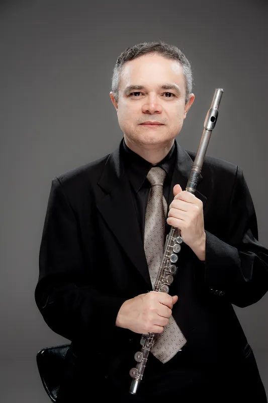 O flatutista Jussival Rocha dos Santos será o solista no concerto