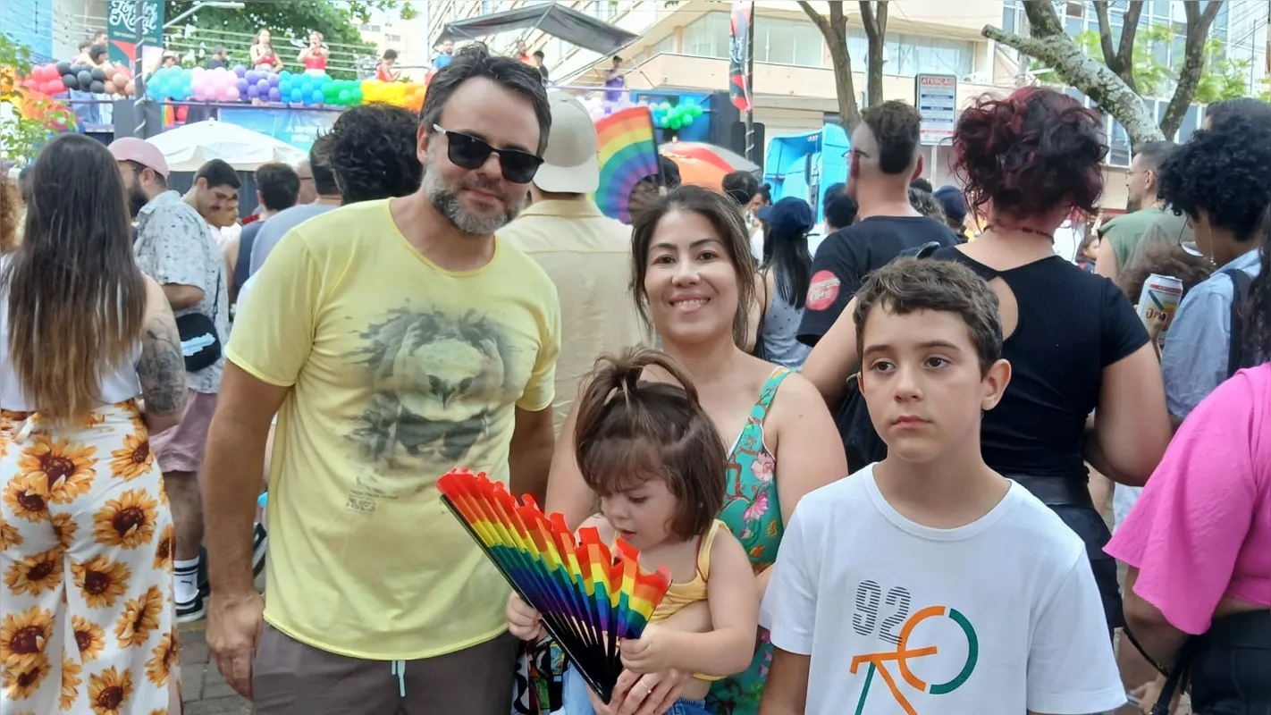 Imagem ilustrativa da imagem Parada LGBTQIA+ e Néias se unem na luta por garantia de direitos