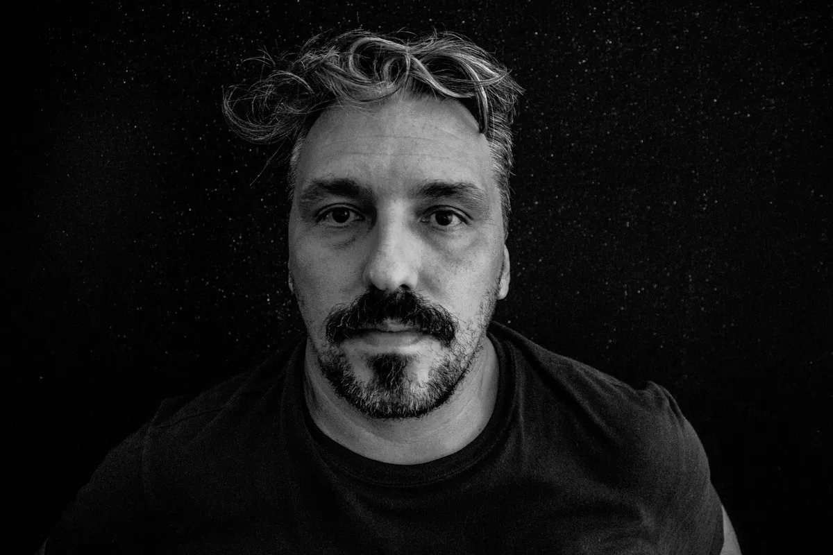 O cineasta londrinense Maikon Nery está fazendo o documentário "Antonio e Vladimir", no qual retoma um projeto de Vladimir Herzog