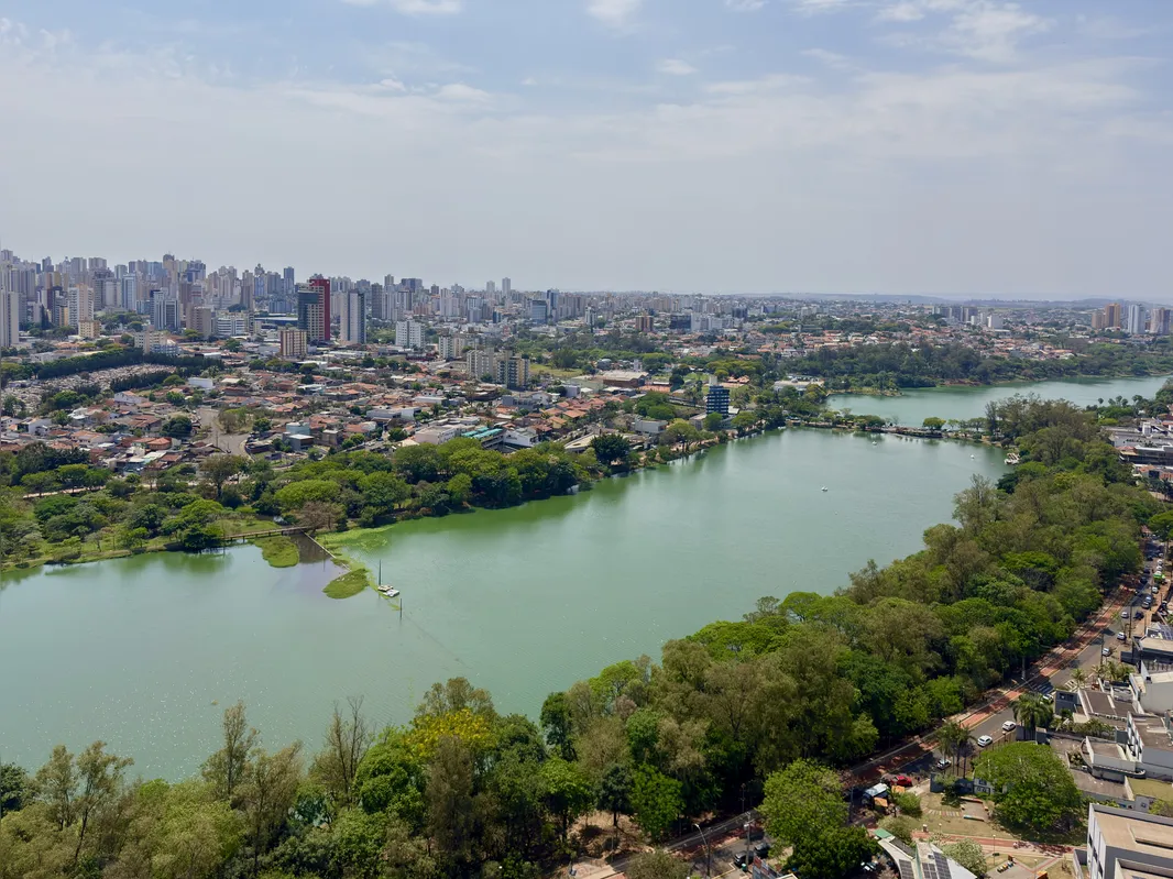 Imagem ilustrativa da imagem Ribeirão Cambé: a bacia que respira Londrina e agoniza no Igapó