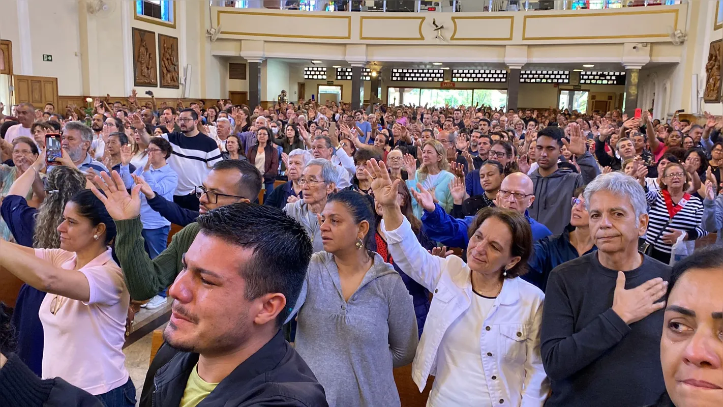 Imagem ilustrativa da imagem Santuário da Vila Nova recebe 40 mil pessoas no Dia da Padroeira