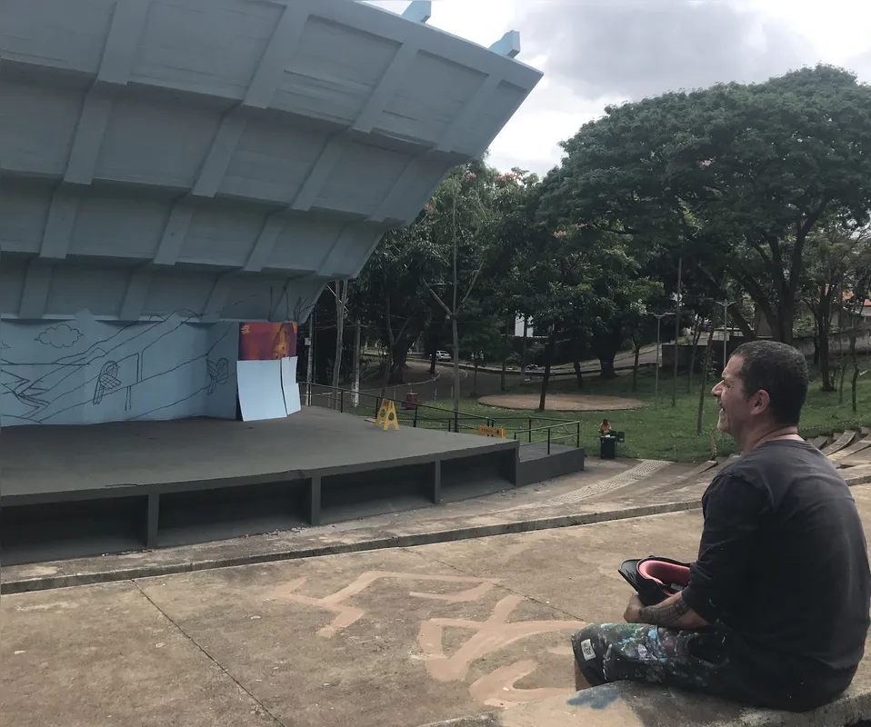 Marcelo Barnero  vai dar cara nova ao Anfiteatro do Zerão: grafite terá passarinhos e elementos da natureza