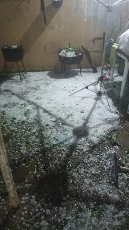 Imagem ilustrativa da imagem Temporal atingiu 1,1 mil pessoas em Pitangueiras