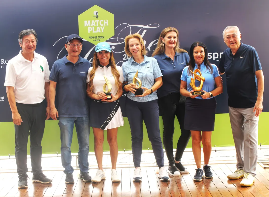 Milton Ogawa, Wilson Hirata, Maria Zélia (3º lugar cat. Fem.), Ceila Jorge (2º lugar cat. Fem.), Denise Perissé (1º lugar cat. Fem.), Denise Baccarin e o cardiologista Luís Carlos Miguita.