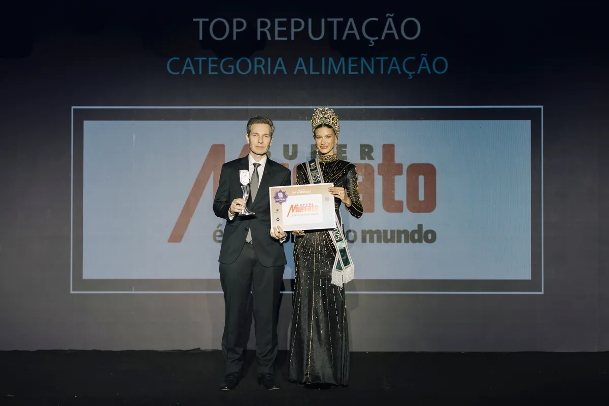 Super Muffato: Everton Muffato, diretor do Grupo Muffato e a Miss Eco Paraná, Juliana Hirle