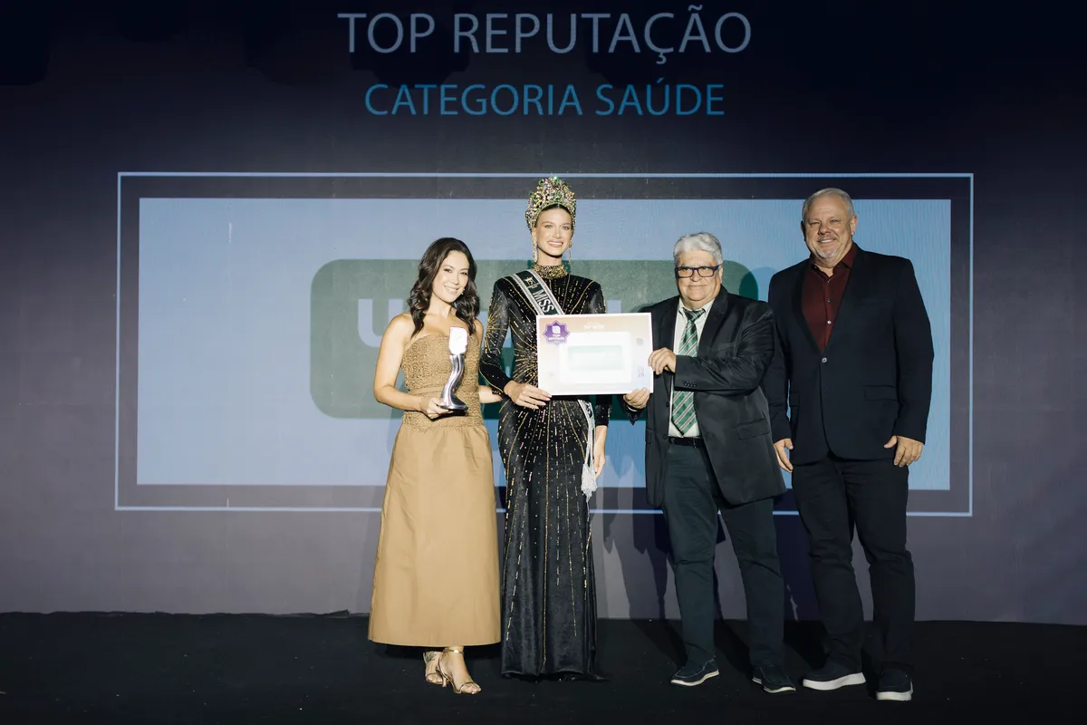 Unimed Londrina: Dayane Santana, gerente de marketing e comunicação, Marcos Abel  Lopes de Menezes, diretor de mercado  e Ricardo Haussler superintendente de desenvolvimento e mercado