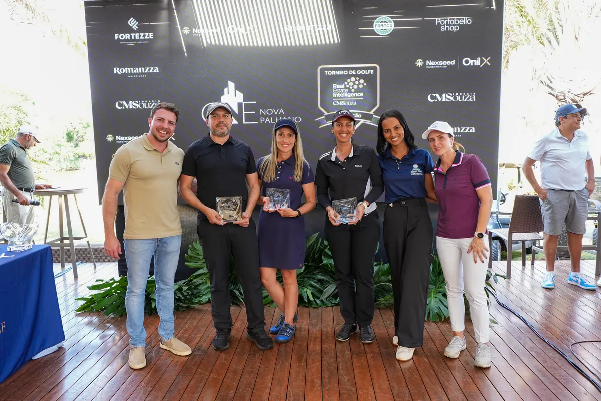 Caio Casagrande (Fortezze), Gilmar Silva, Elisângela Bonfim, Cristina Souza com Janaína Klein (Royal Golf) e Juliana Calixto Gomes