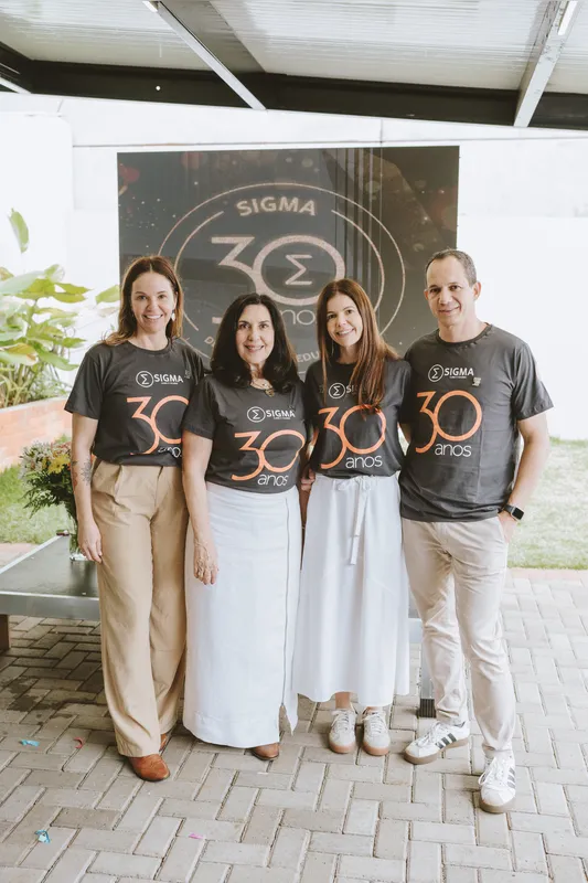 Fernanda Hatti, Silvia Helena Raimundo, Juliana Hatti e Felipe Hatti
