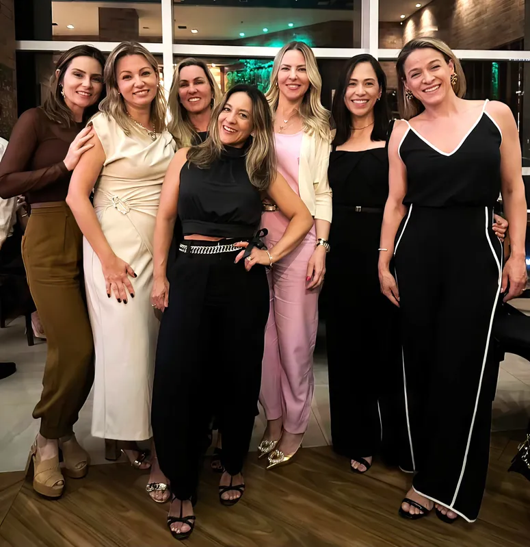 Mayra Romagnoli, Maristela Pozzobon, Aldrey Turini, Anna Karina Pansardi, Fabiana Xavier e Caroline Bombardi