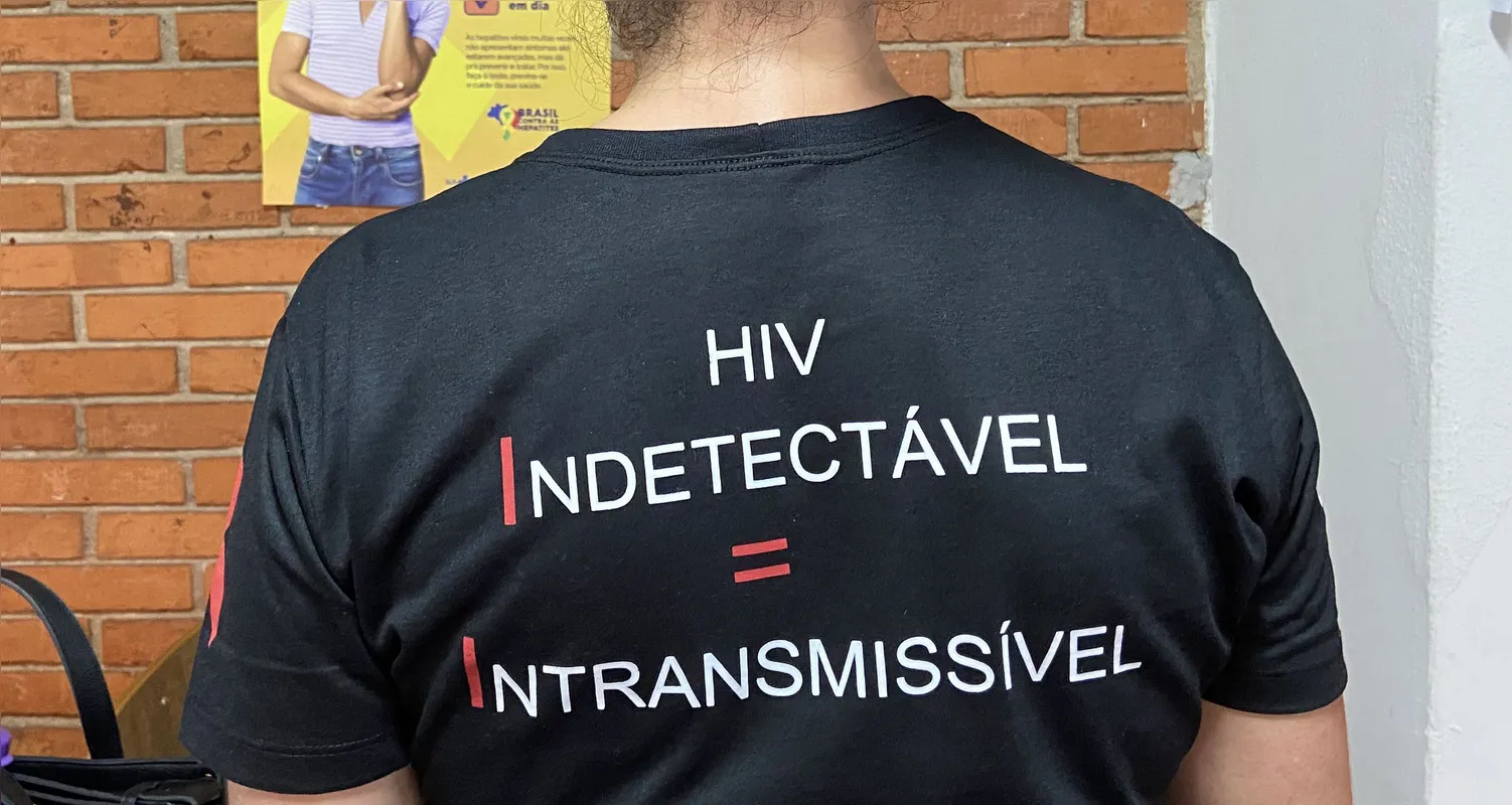 Imagem ilustrativa da imagem ‘Vivo feliz do jeito que sou’, diz ativista na luta contra a Aids