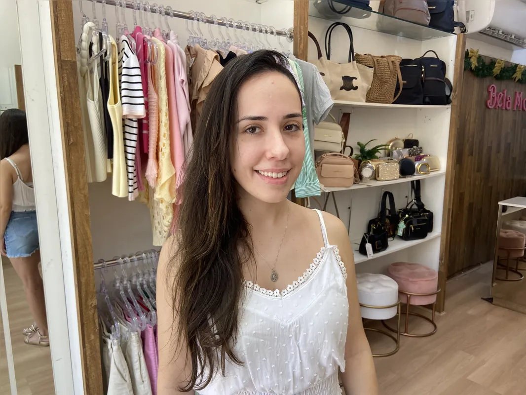 Isadora Pistori vende roupas e acessórios com foco em mulheres e celebrou o balanço de dezembro