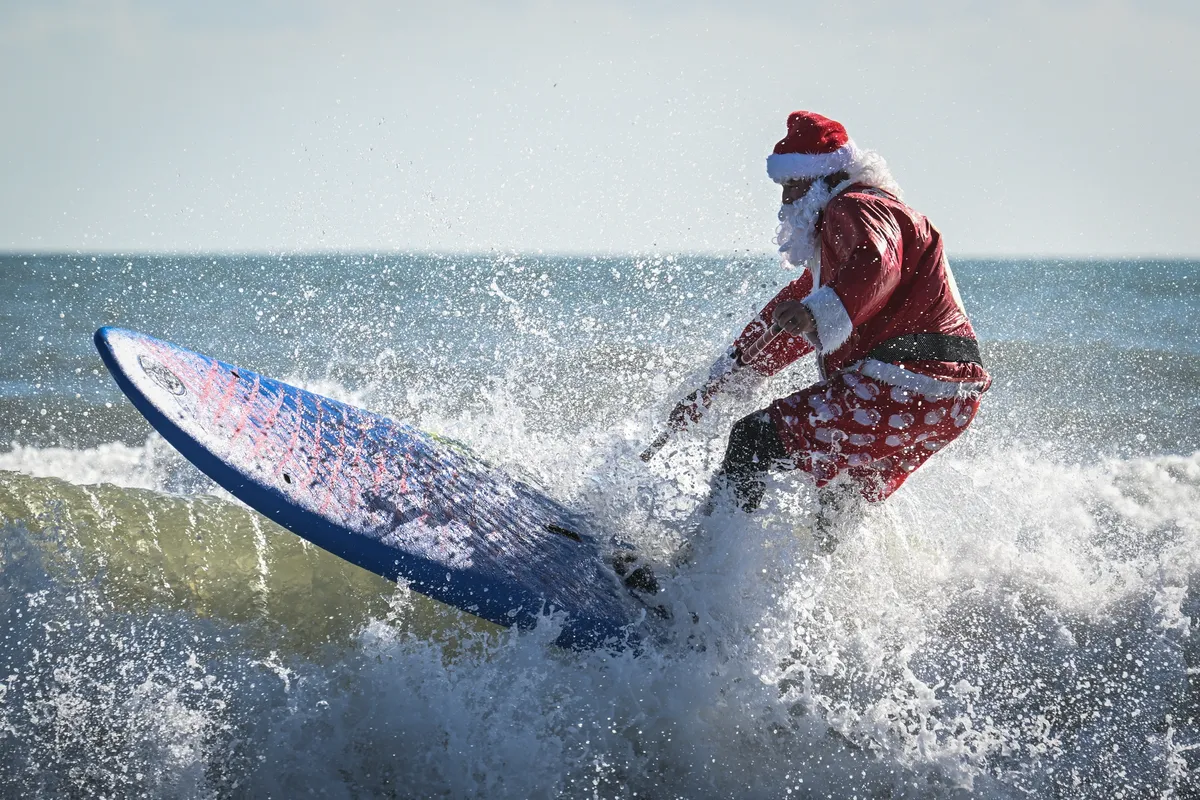 17º  "Surfing Santas" em Cocoa Beach, Flórida