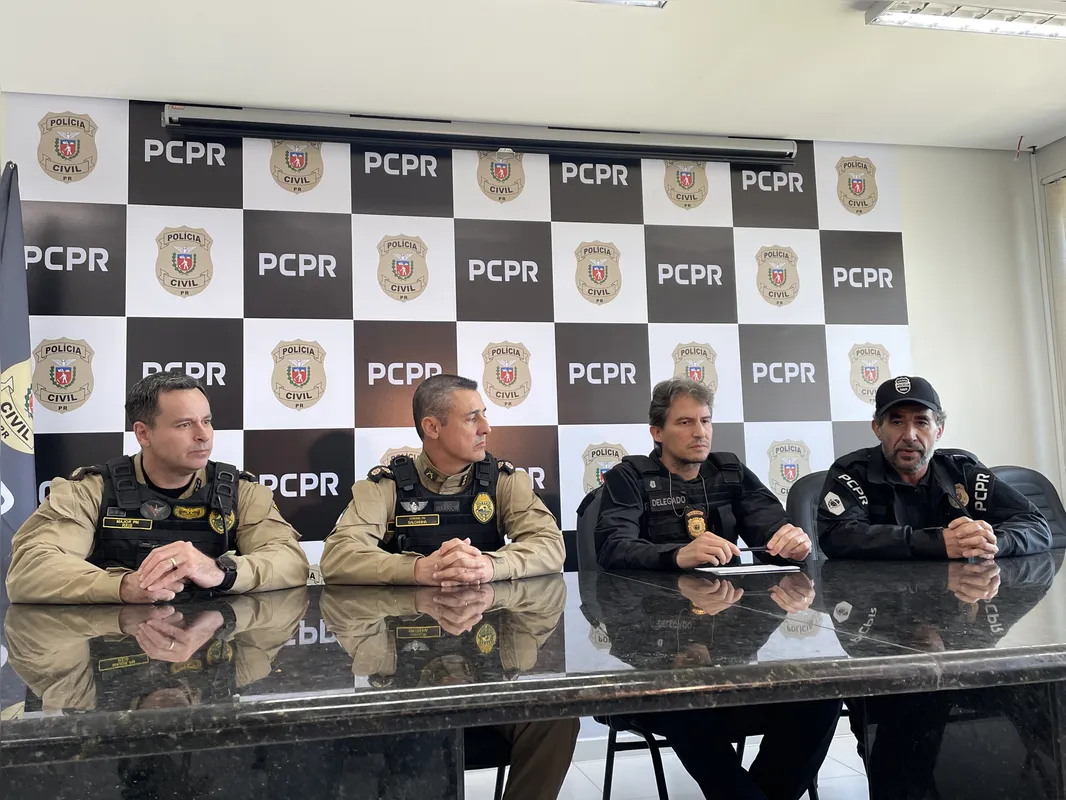 Imagem ilustrativa da imagem Policiais militares suspeitos de roubos são alvos de operação em Londrina