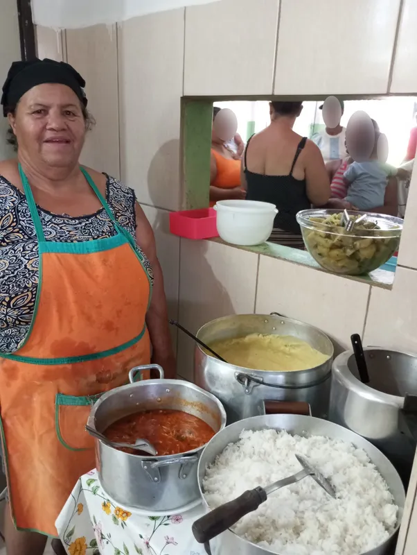 Imagem ilustrativa da imagem Projeto de Londrina oferece refeições e acolhimento no Conjunto Saltinho