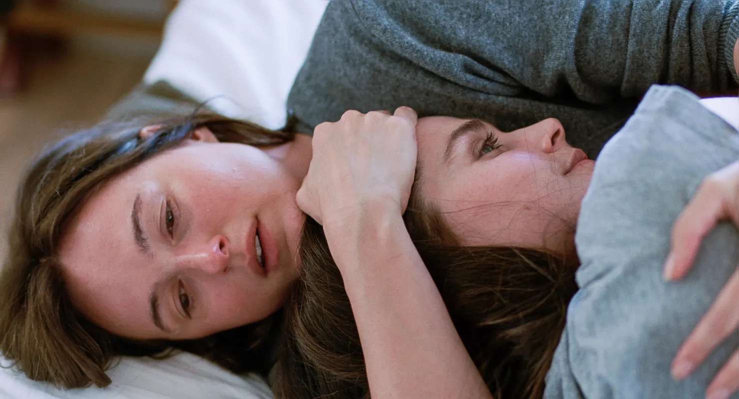 "Valor Sentimental", do diretor norueguês Joachim Trier, traz a complexidade das relações familiares e mostra como as memórias nos afetam