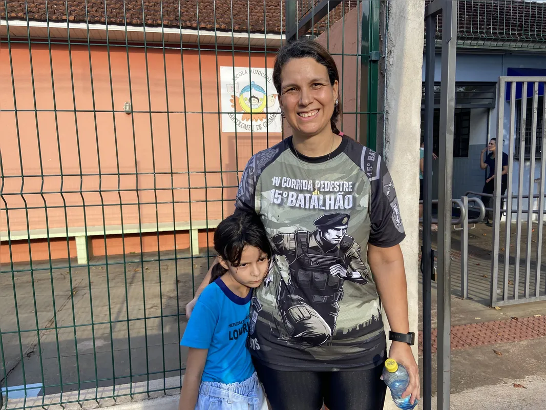 Patrícia, mãe de Ana Júlia e Arthur, diz que o medo dos atropelamentos é constante: "situação insustentável"