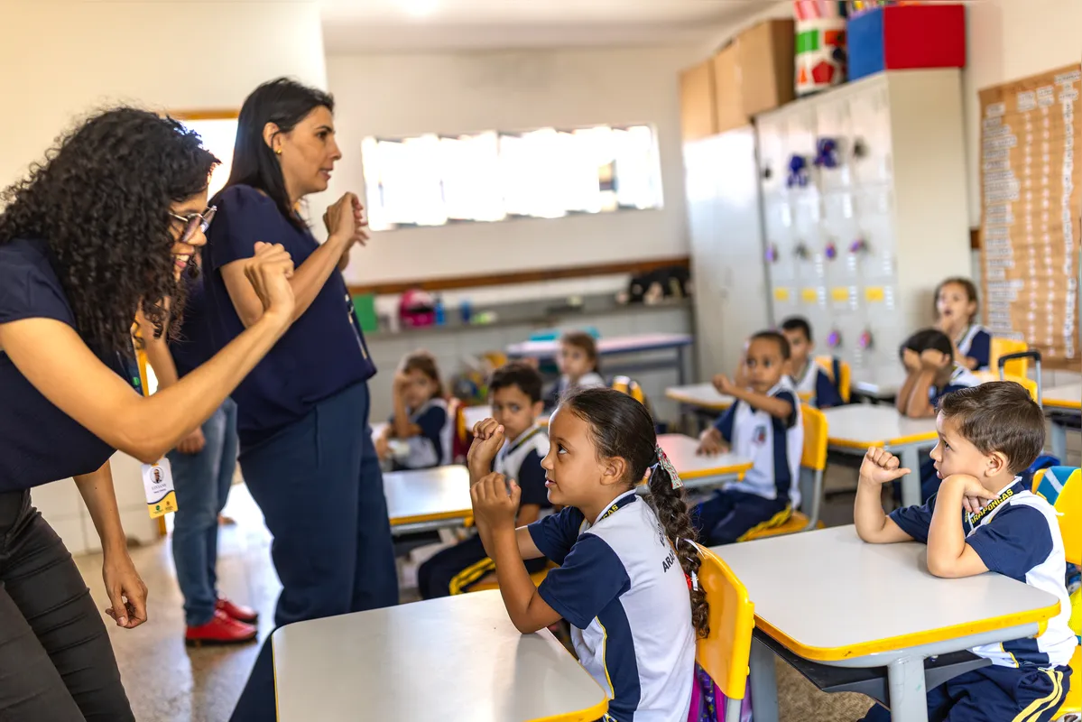 Imagem ilustrativa da imagem Arapongas implanta Libras em escolas da Educação Infantil
